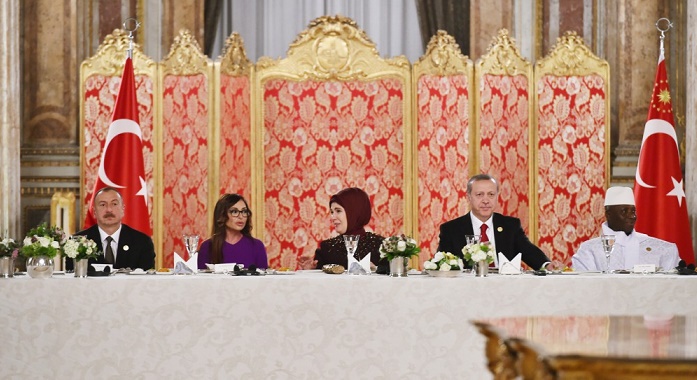 Dîner en l’honneur des chefs d’Etat et de gouvernement - PHOTOS